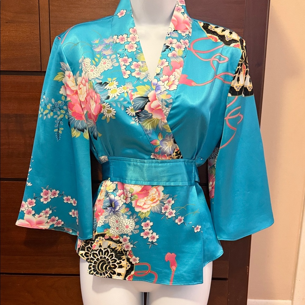 Floral Kimono Blouse in Blue